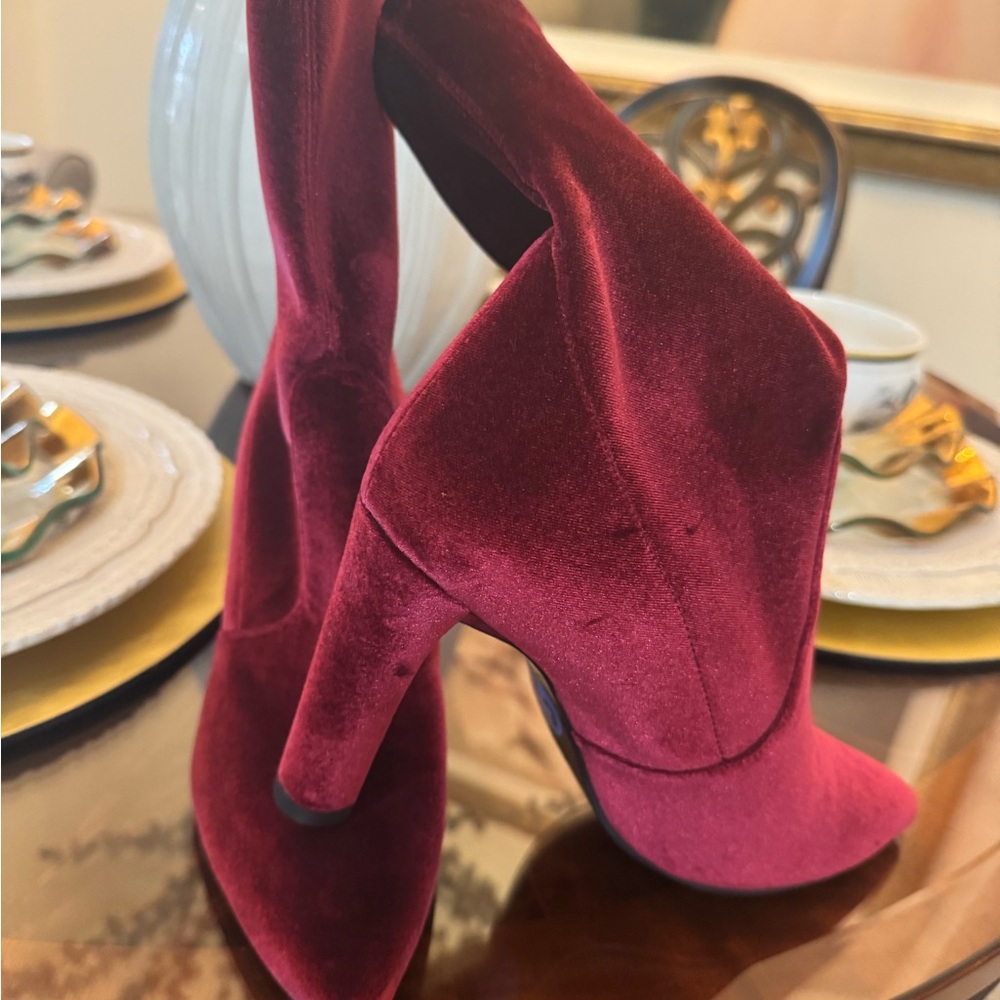 Stuart Weitzman Burgandy Ankle Boots - Picture 5 of 6